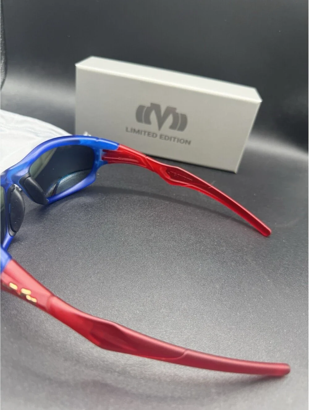 M-Experiment Jigawatt Stars & Stripes Glacier Plasmachromatic Polarized LE50